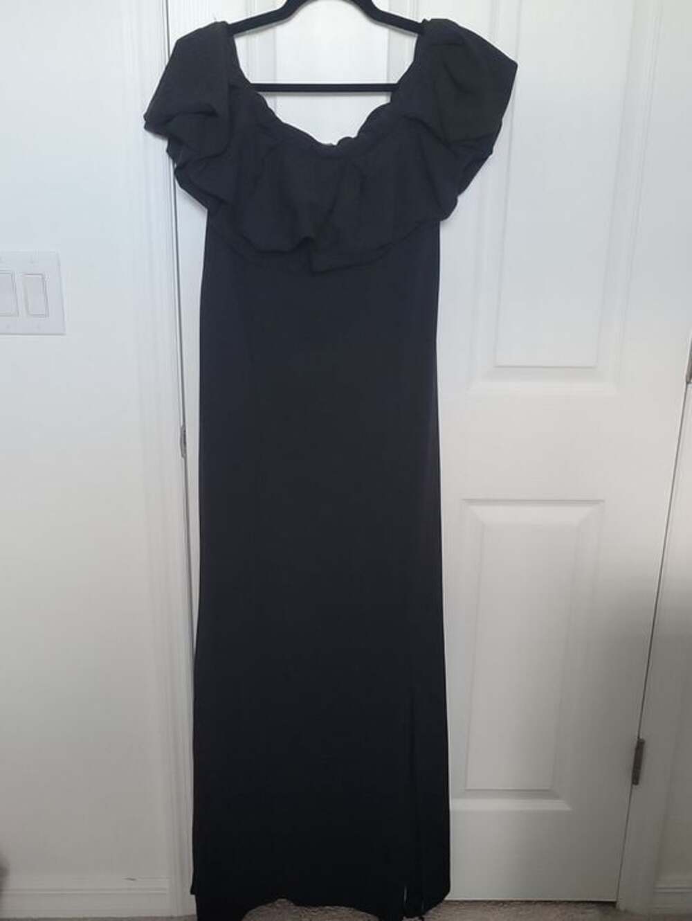 NWT Club L London Black Ruffle Off Shoulder Maxi Dress Size 12 US/ 16UK